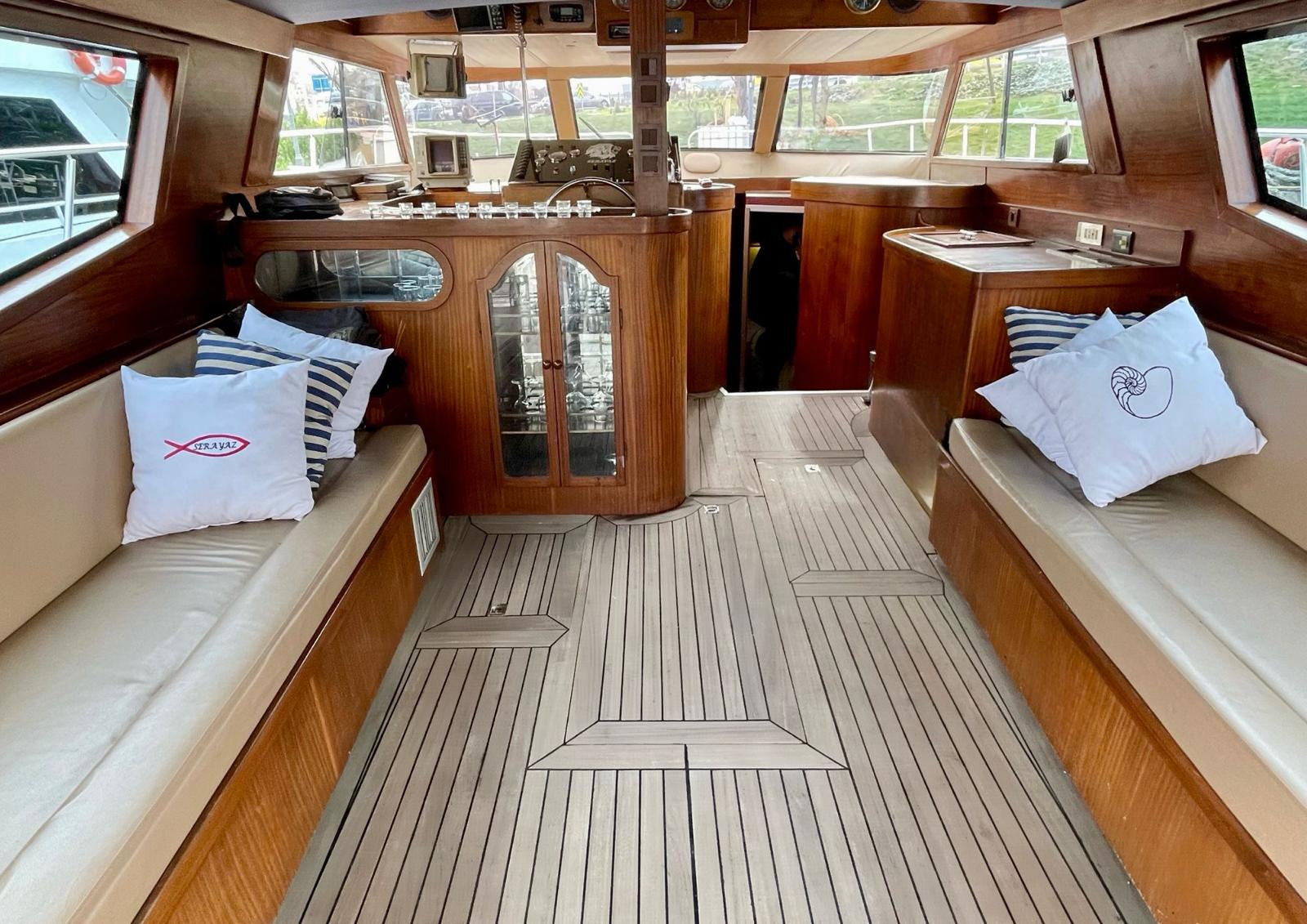 Brit & Berat private yacht
