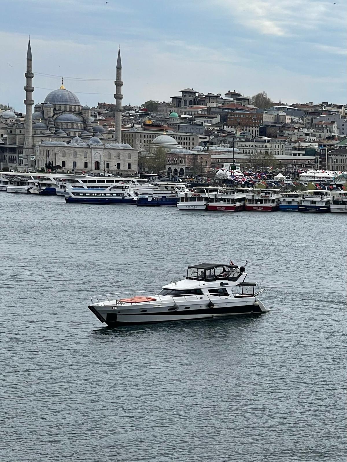 Brit & Berat private yacht